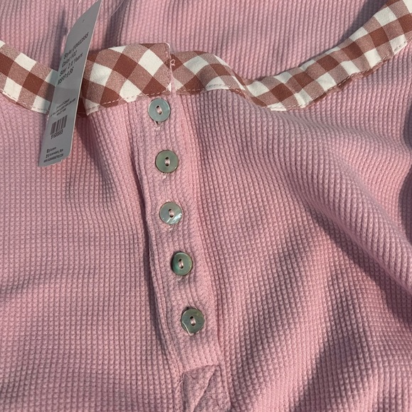 🟡2/$15⭐️Women 2x long sleeve shirt by Suzanne Betro - Picture 5 of 9